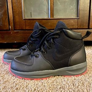 Nike Sneaker boots